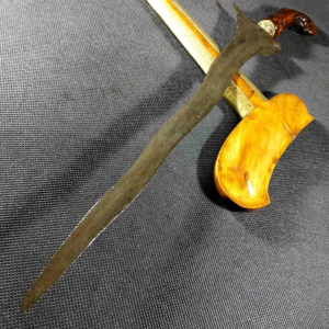 Keris Dhapur Pulanggeni