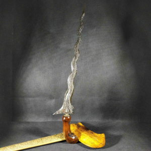 Keris Dhapur Sengkelat