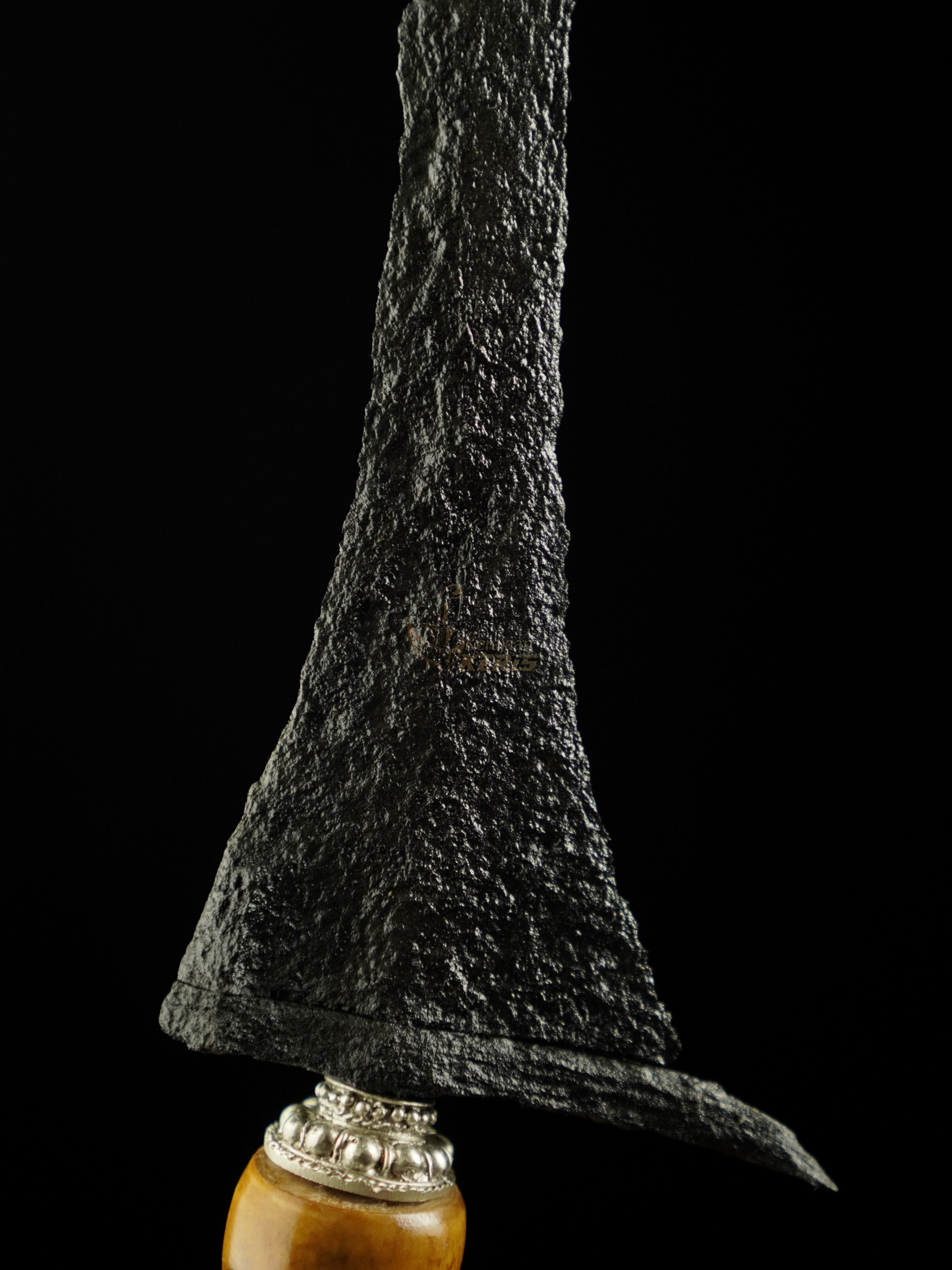 Keris Tindih Abad 12