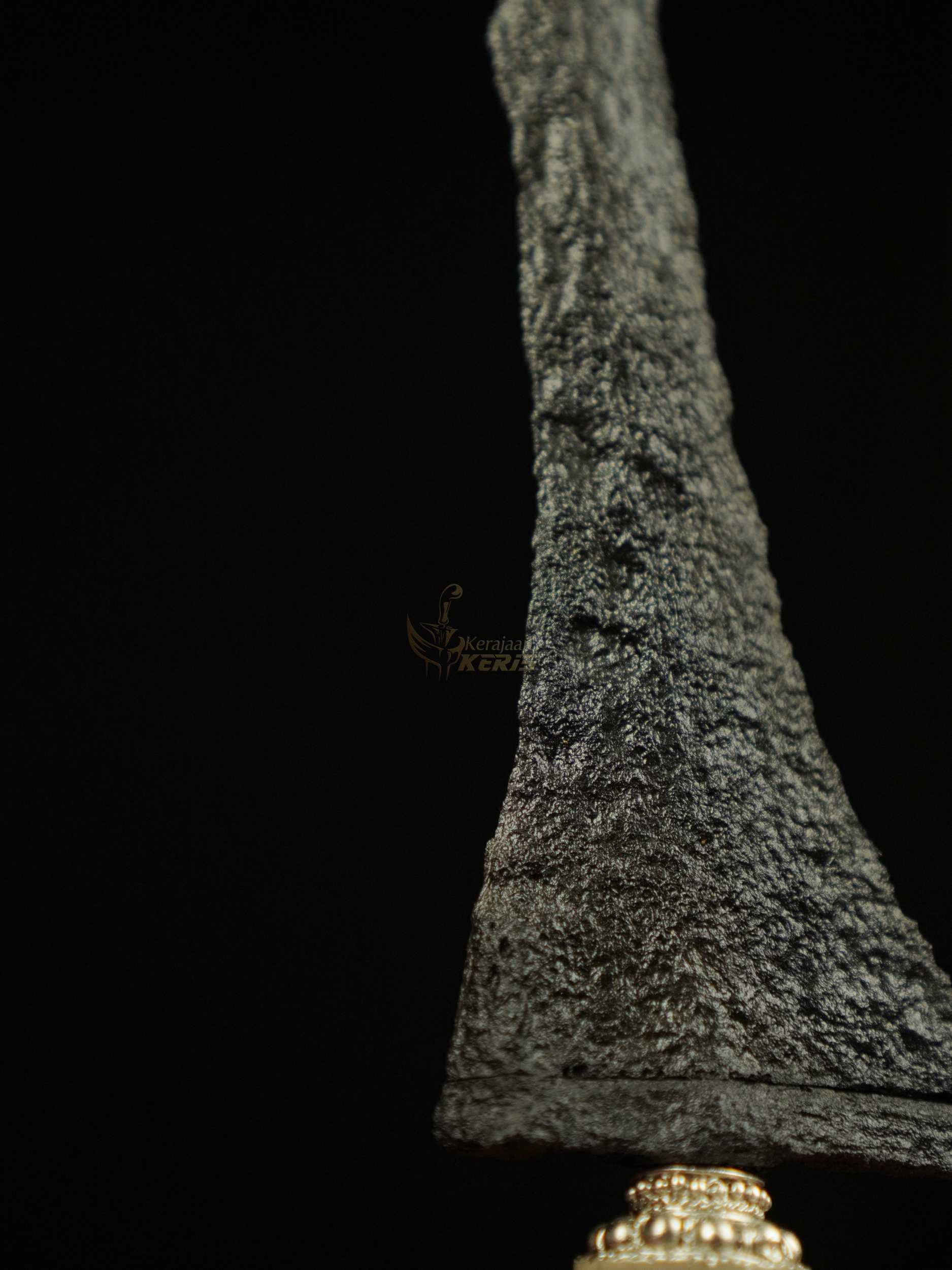 Keris Tindih Abad 12