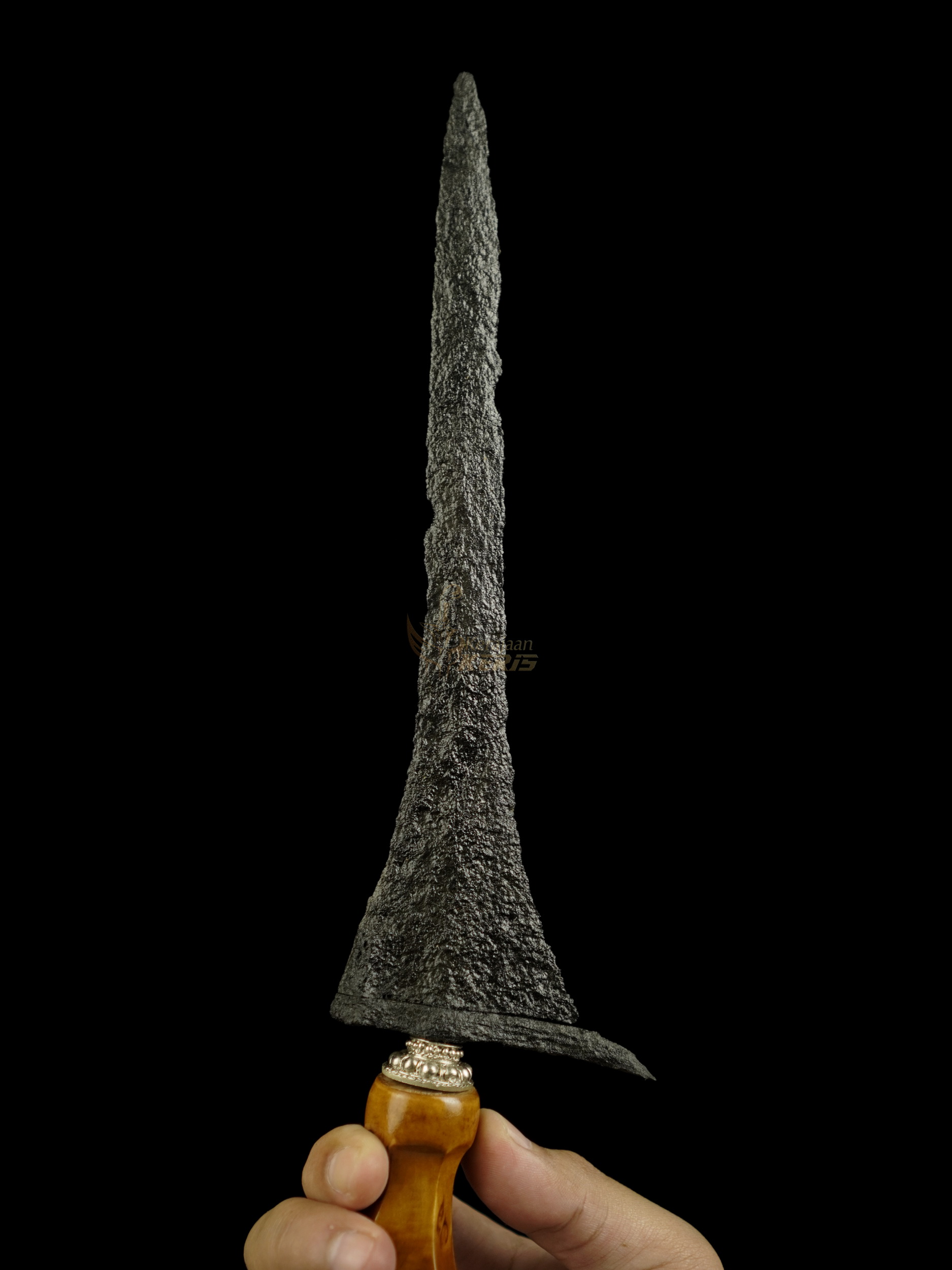 Keris Tindih Abad 12