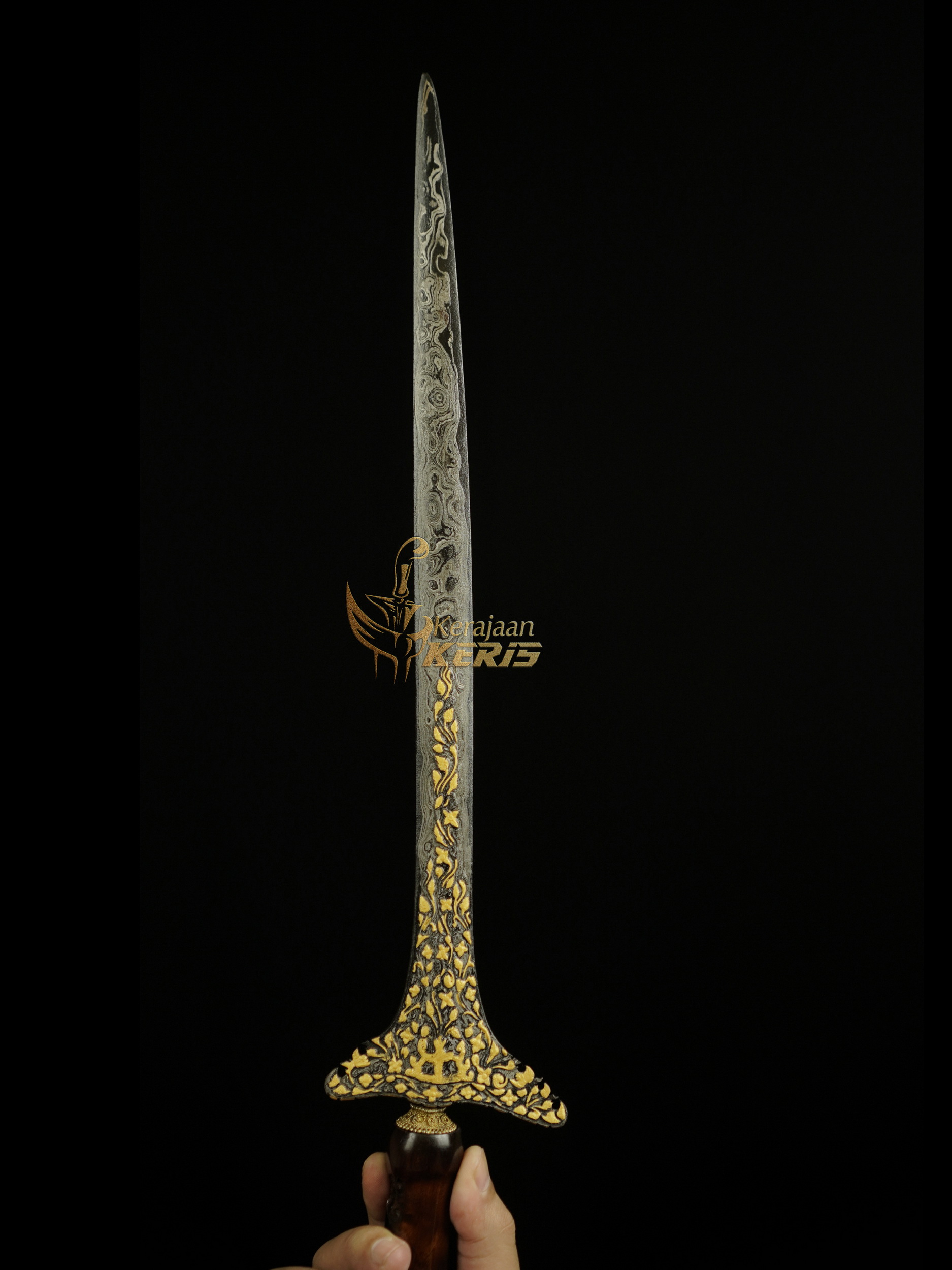 Keris Sepang Kinatah Emas Kamarogan