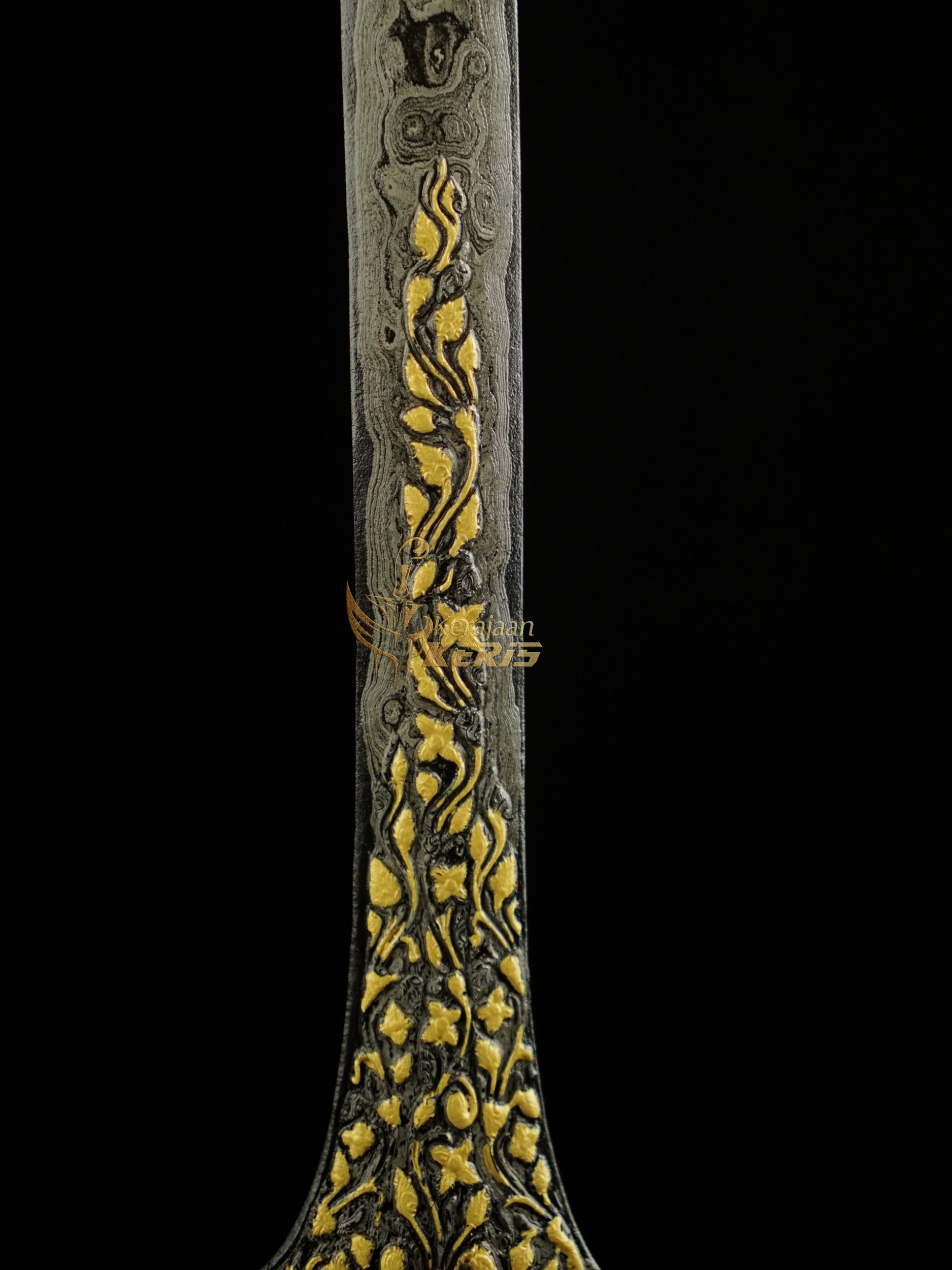 Keris Sepang Kinatah Emas Kamarogan