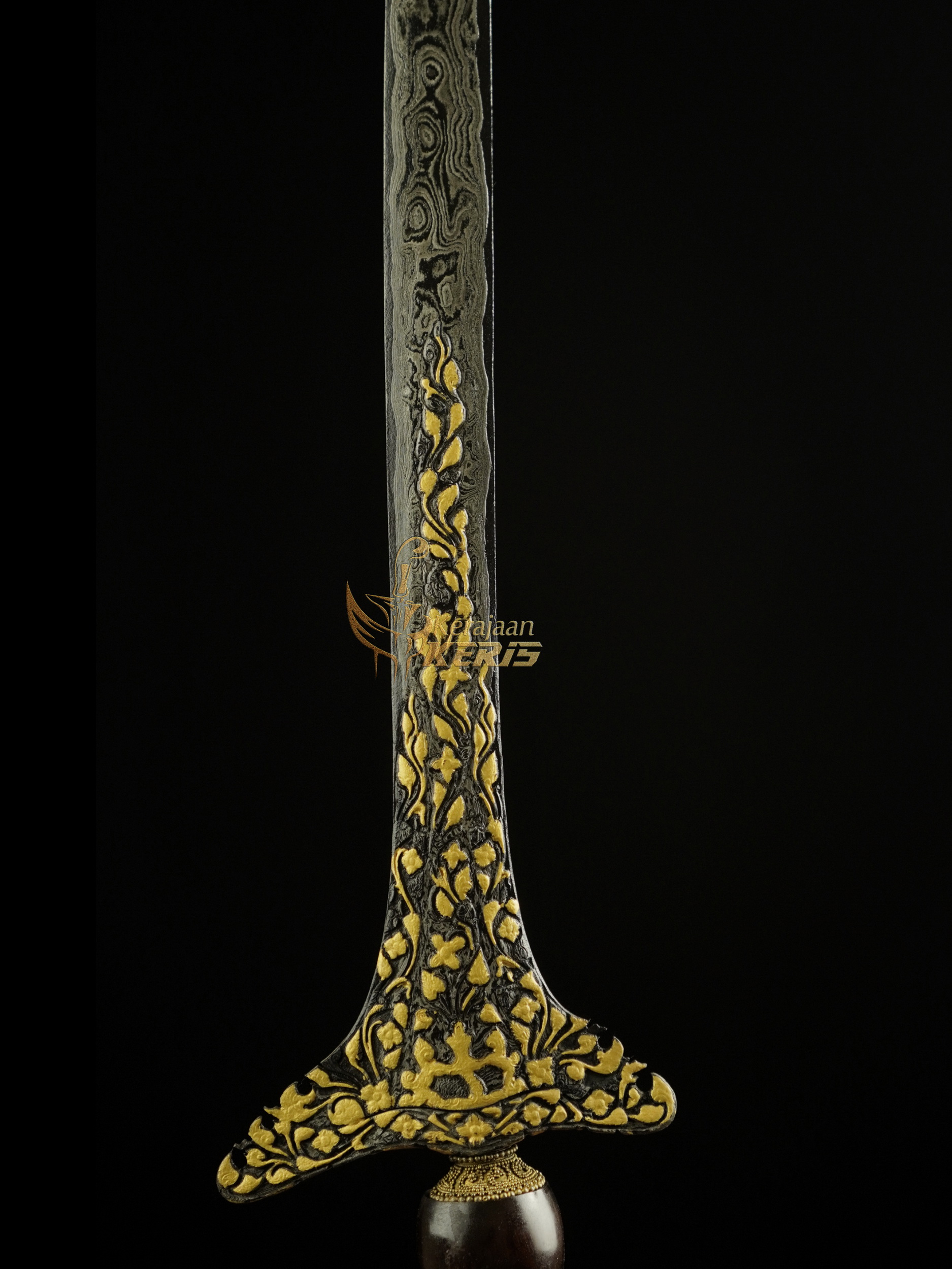 Keris Sepang Kinatah Emas Kamarogan