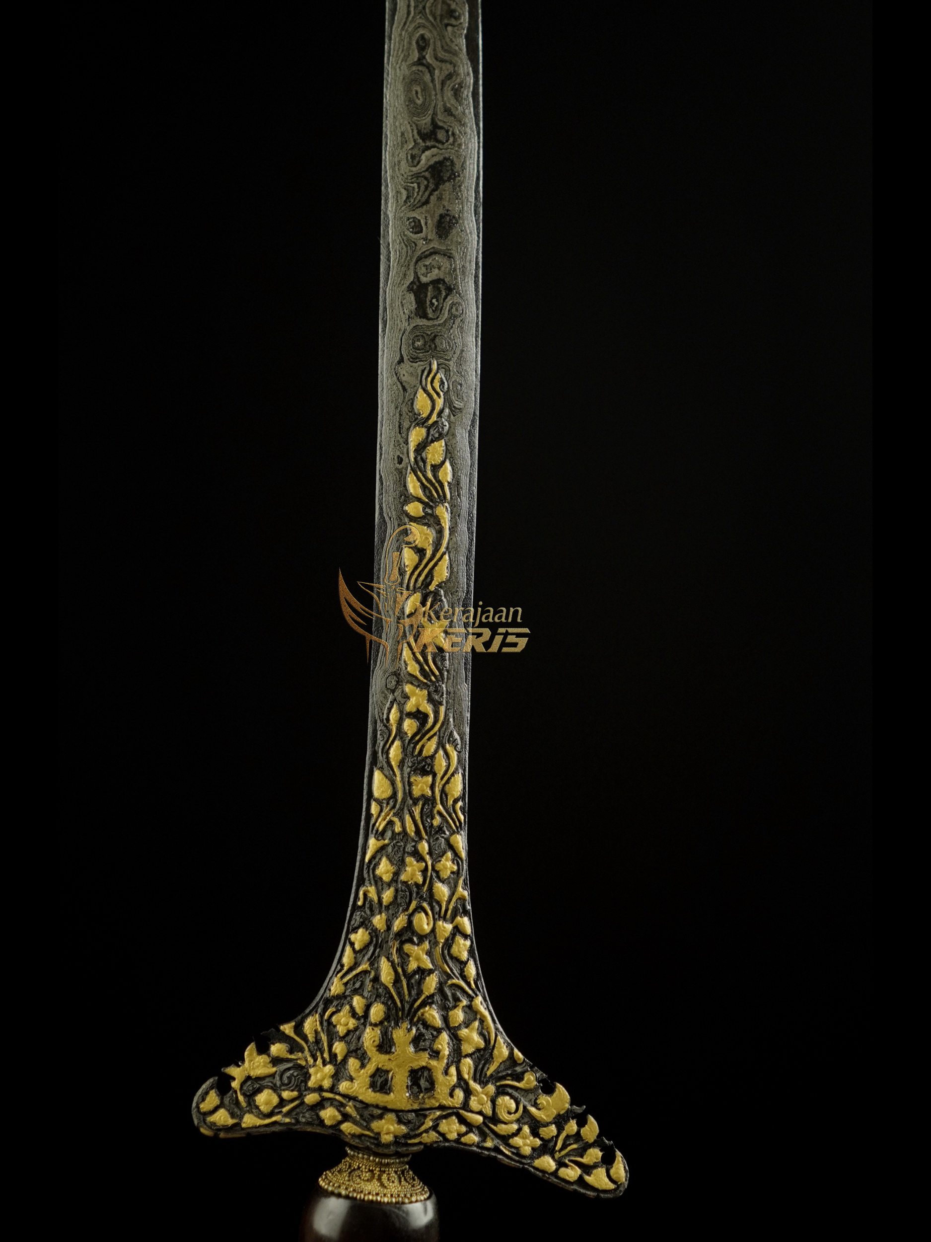 Keris Sepang Kinatah Emas Kamarogan